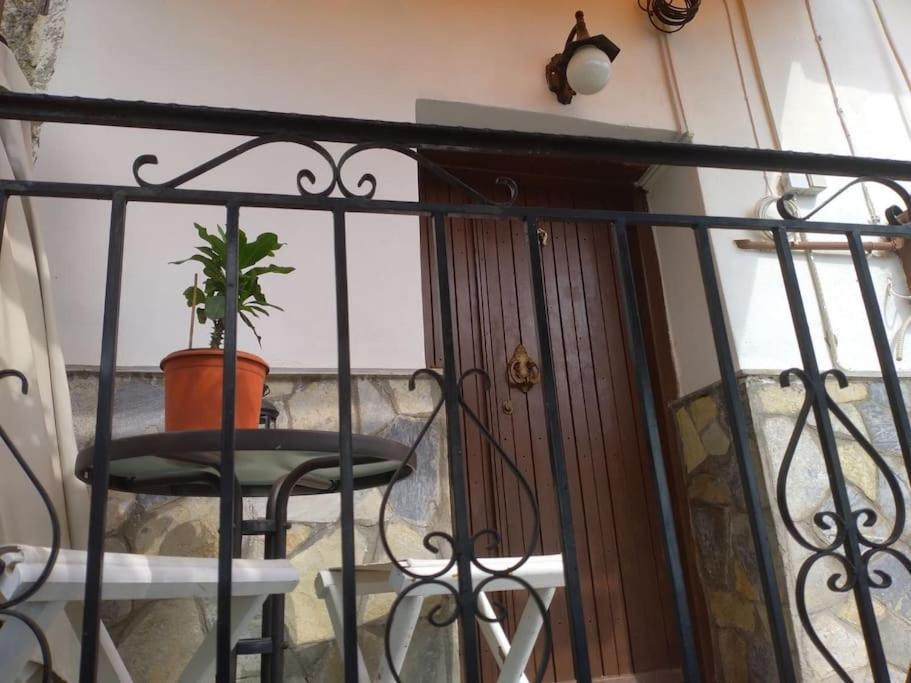 Athena'S Guest House Stagiates Dış mekan fotoğraf